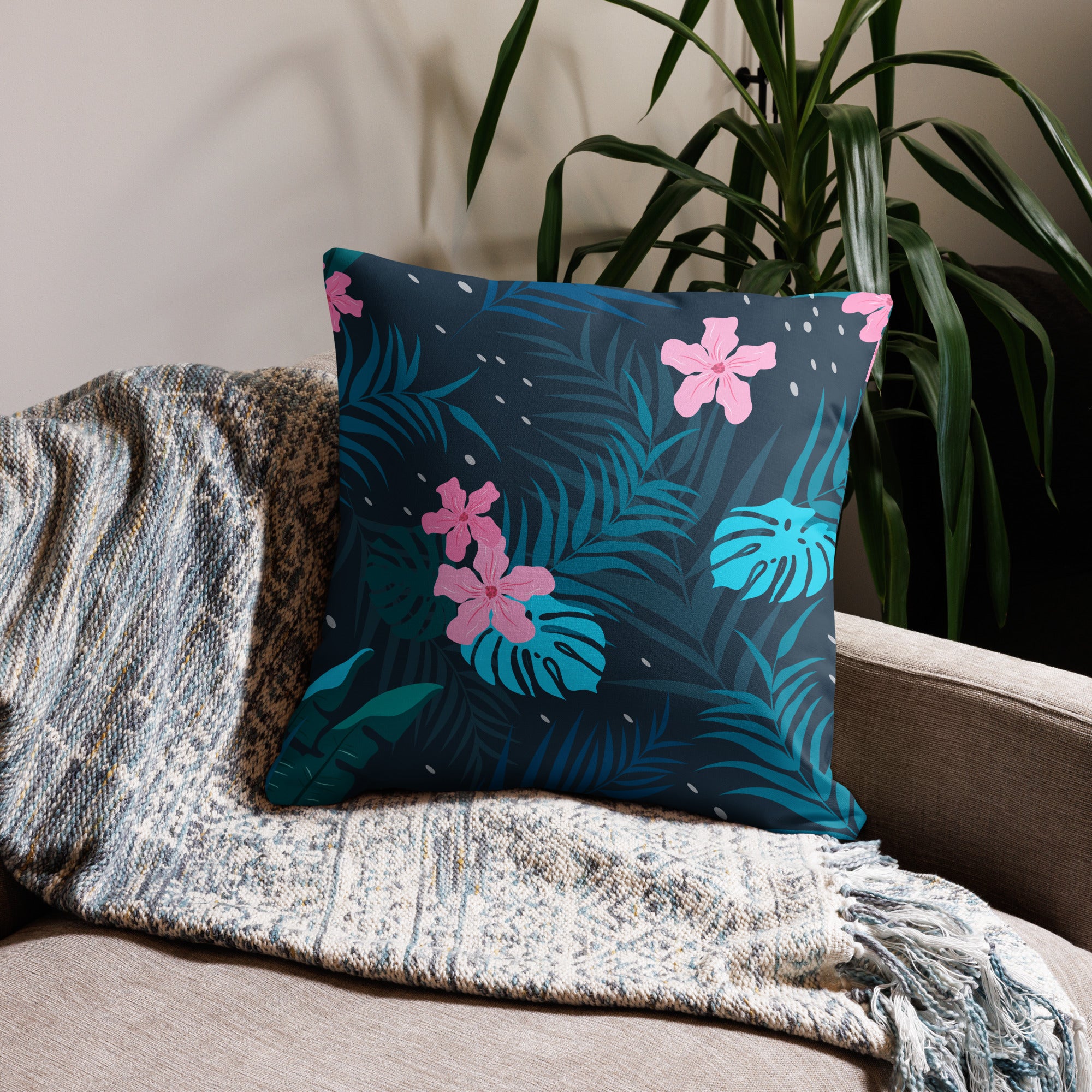 Premium Pillow | Tropical Pattern 1